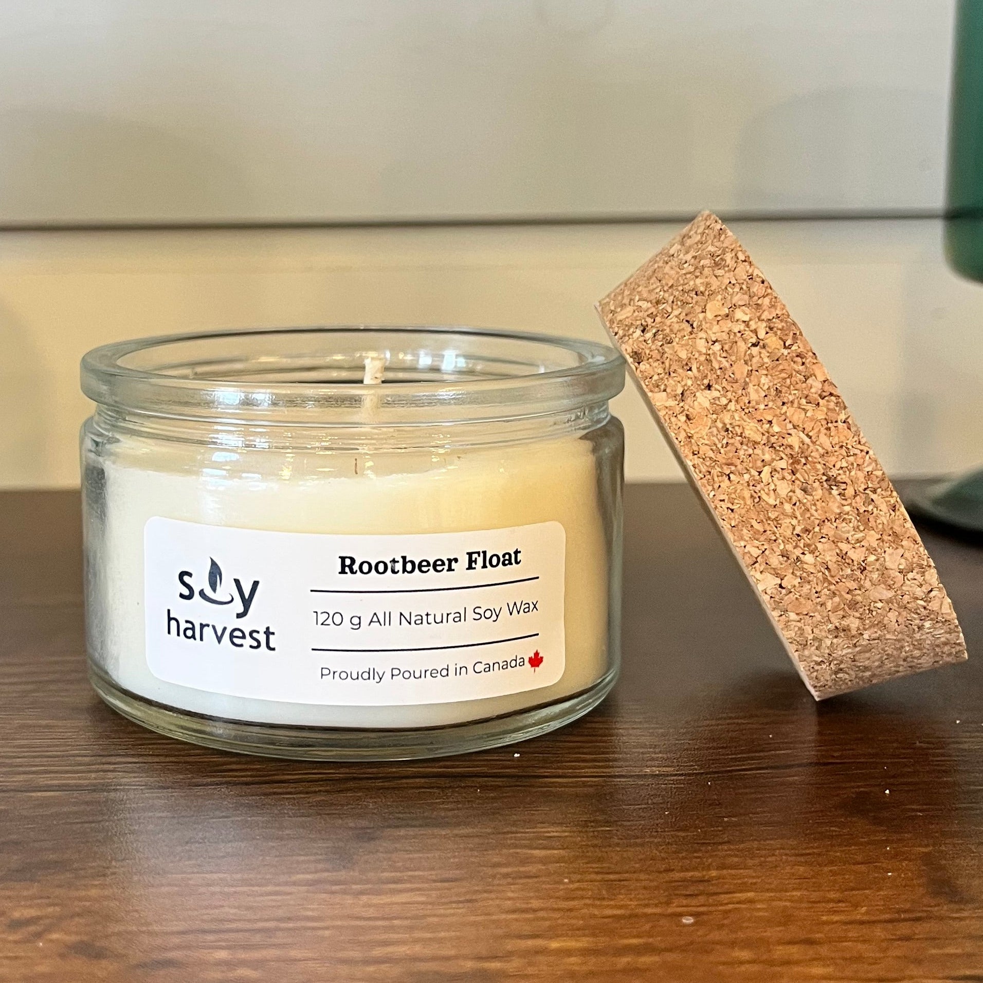 rootbeer candle white color cork lid